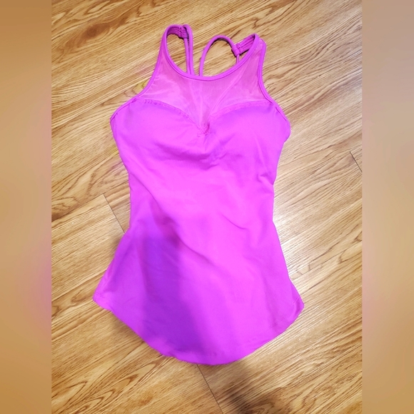 Workout Tank - Picture 3 of 4